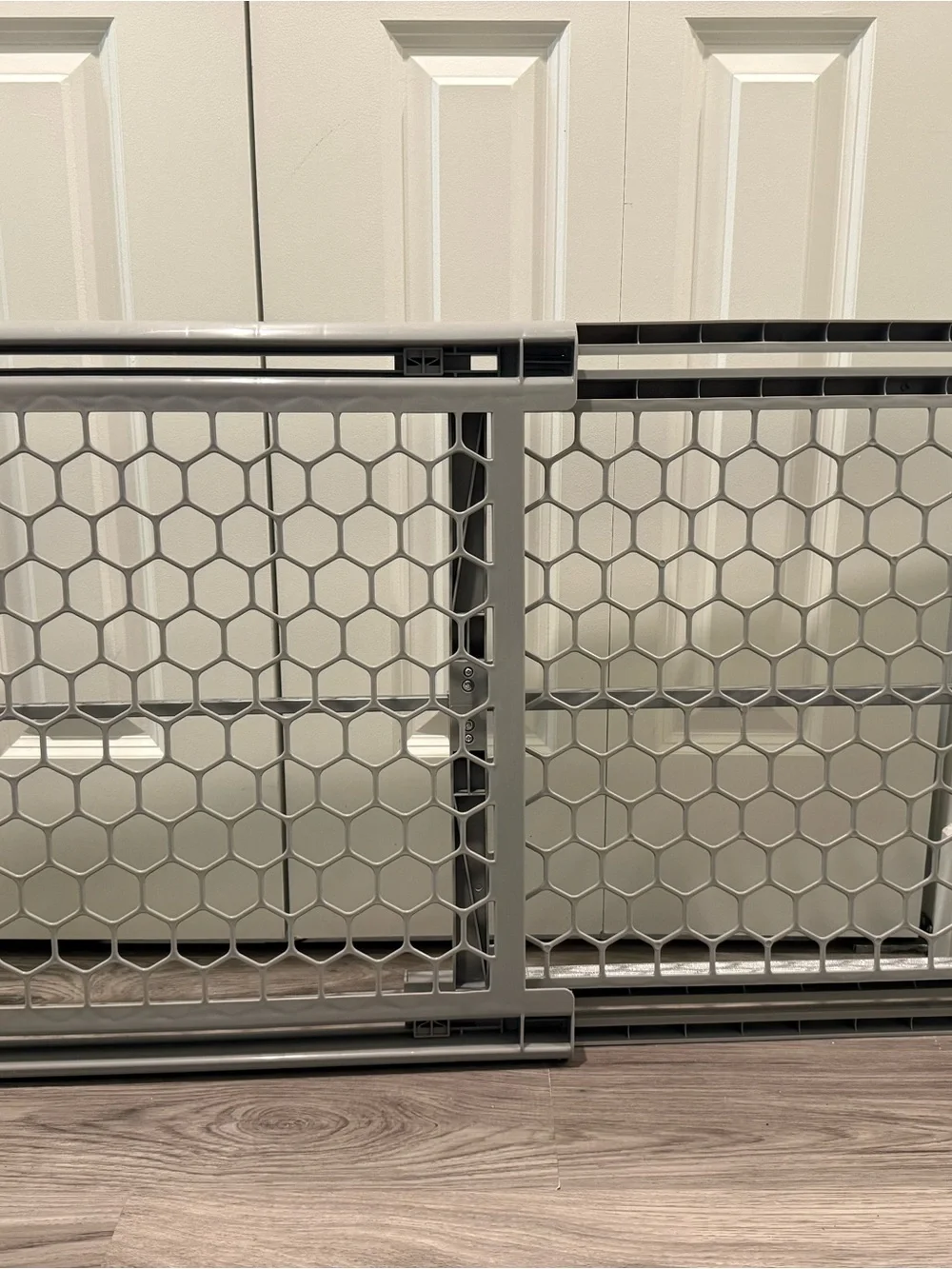 Honeycomb Plastic Storage/Safety Gate